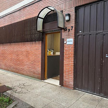 Hostel Puerta Del Angel Madryt Zewnętrze zdjęcie