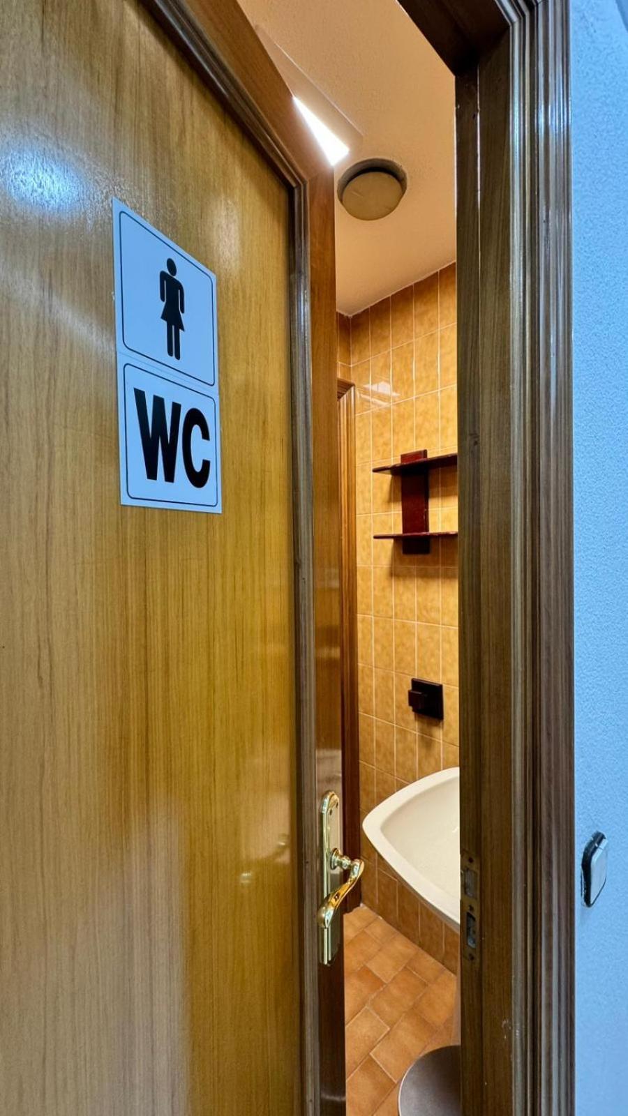 Hostel Puerta Del Angel Madryt Zewnętrze zdjęcie