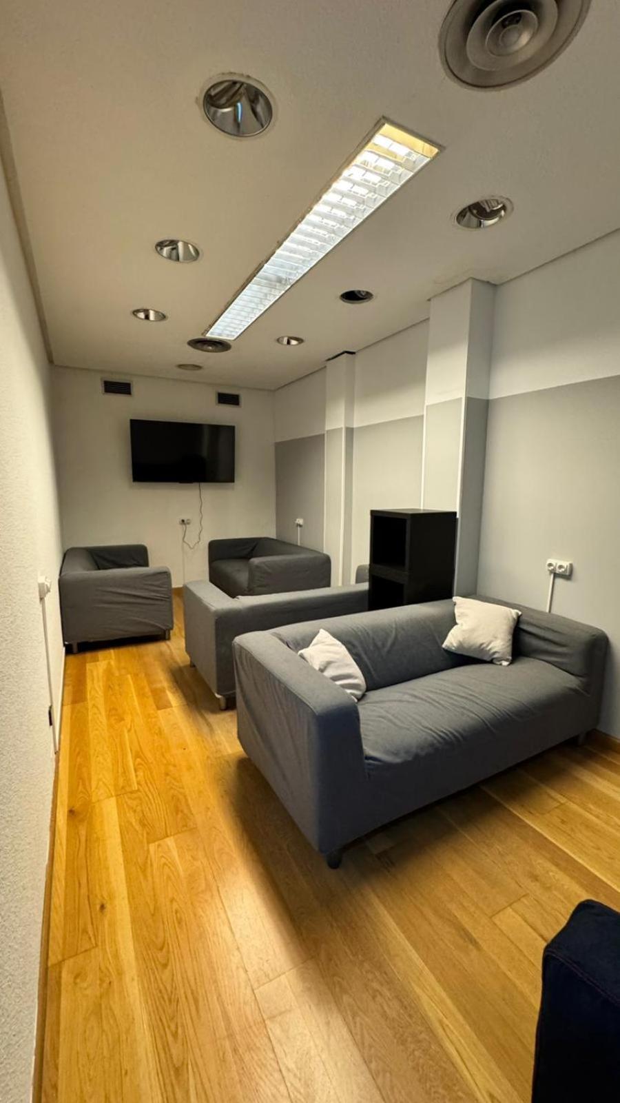 Hostel Puerta Del Angel Madryt Zewnętrze zdjęcie