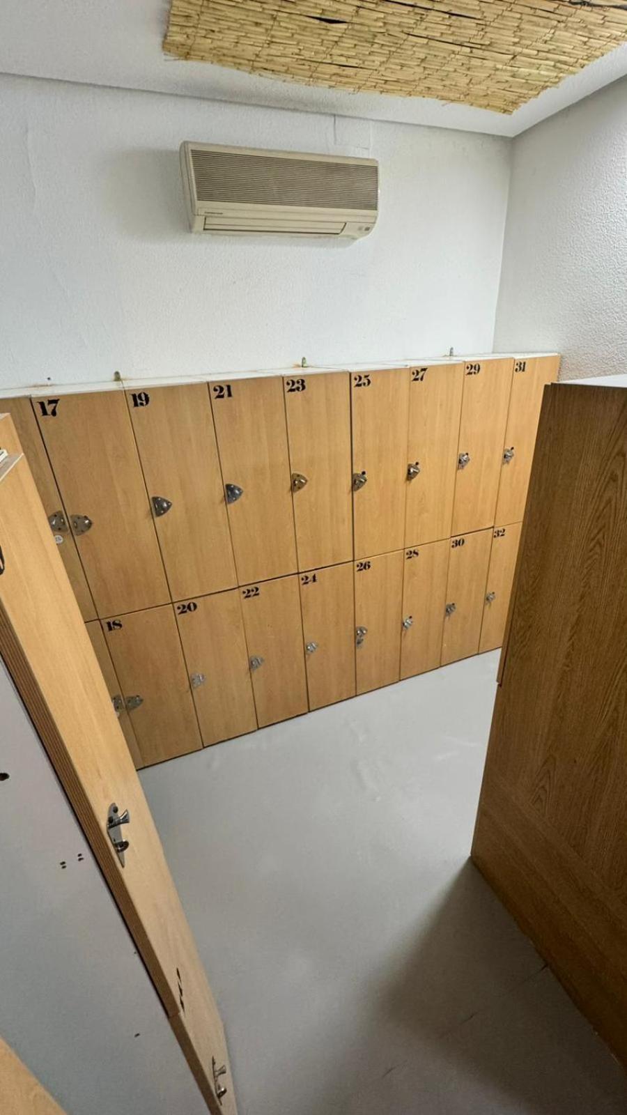 Hostel Puerta Del Angel Madryt Zewnętrze zdjęcie